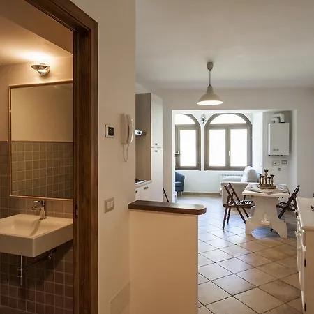 Il Convento Sul Gizio * Петторано-суль-Джицио